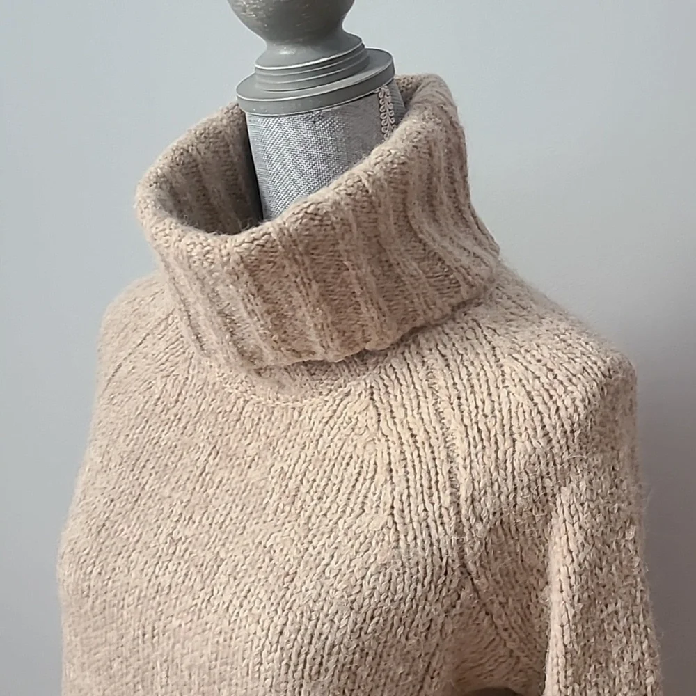 Babaton The Group Alpaca Blend Plutarch Sweater - Picture 4 of 15